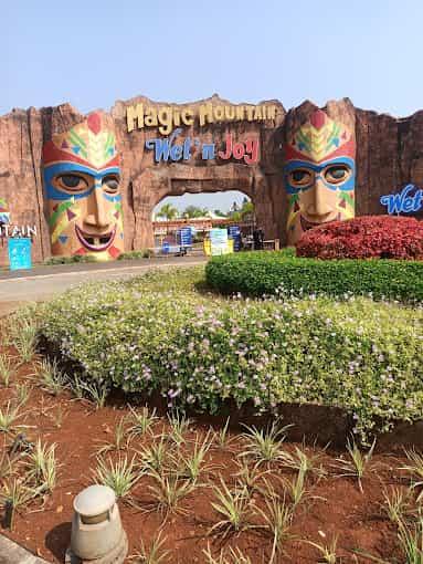 Magic Mountain